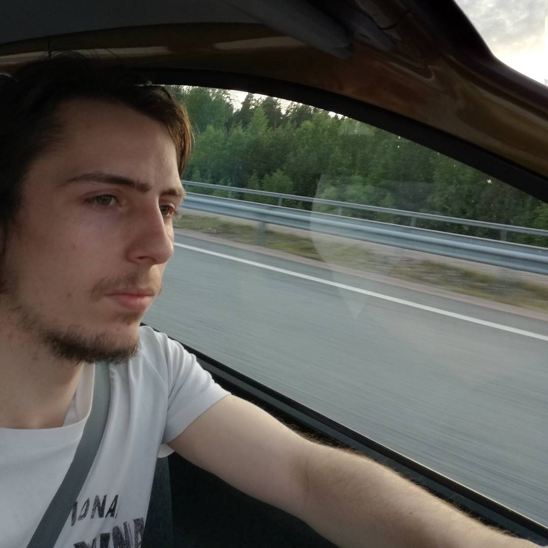 Florian sur la route en Finlande