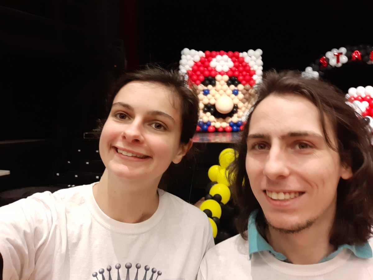 Fleur, Mario (en ballons) et Florian au Festival du jeu de Sucy-en-Brie