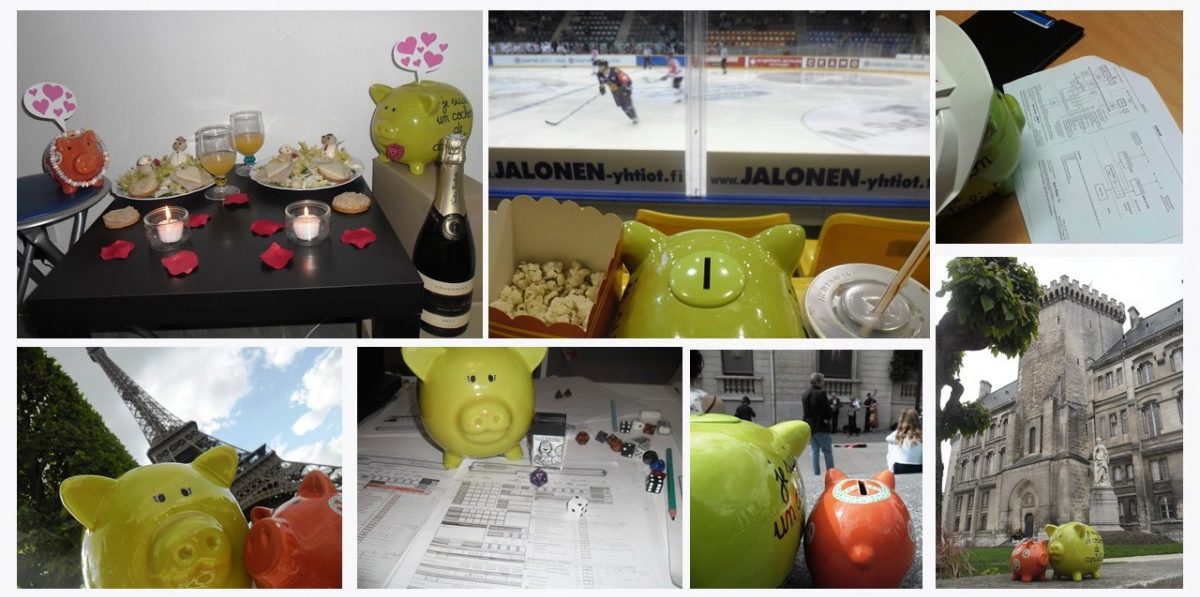 7 photos de deux tirelires cochons dans divers lieux : dîner romantique de Saint-Valentin, match de hockey en Finlande, partie de jeu de rôles Dungeons & Dragons, à Paris devant la Tour Eiffel, ...