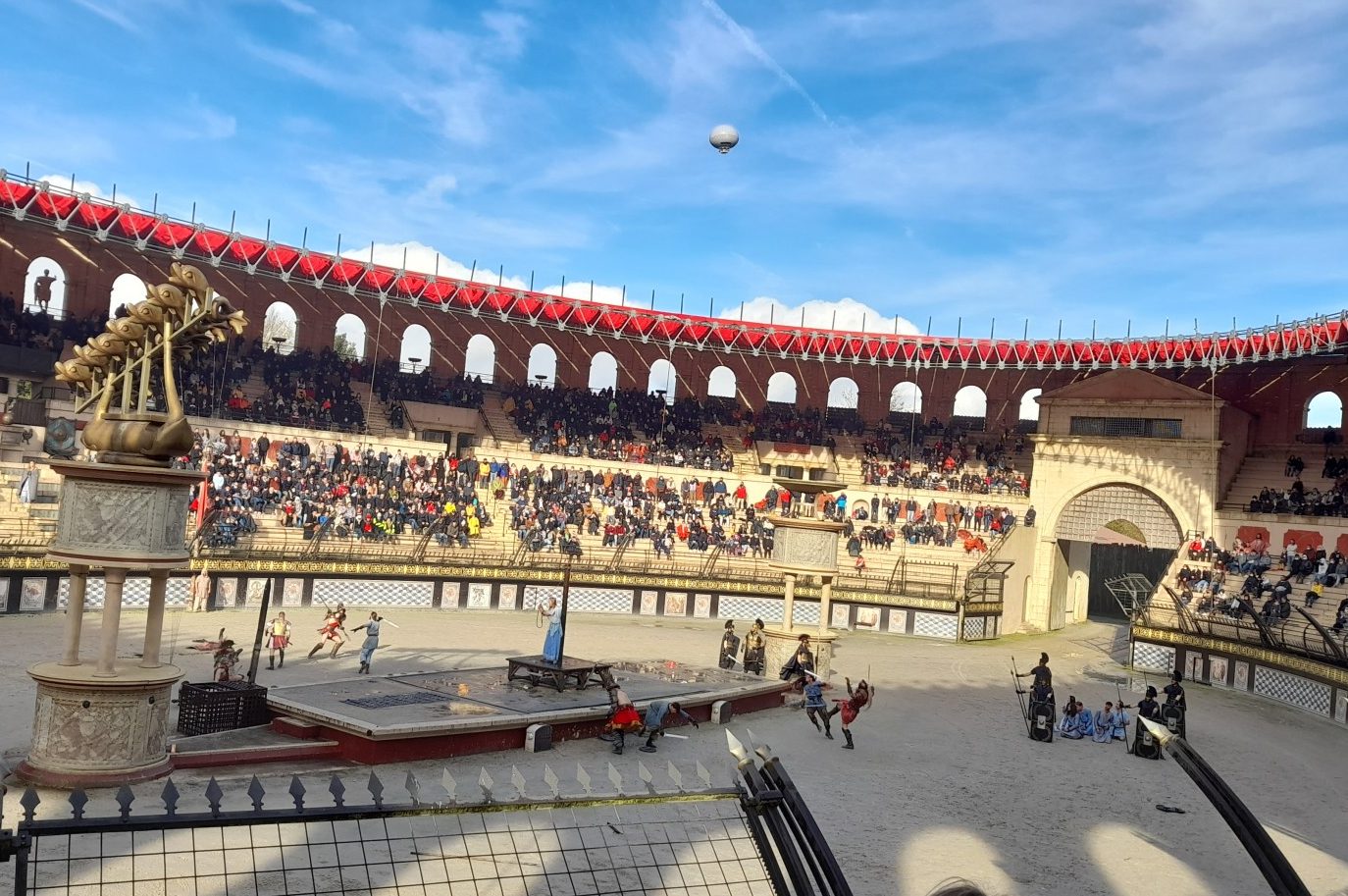 Spectacle de gladiateurs au Puy du Fou