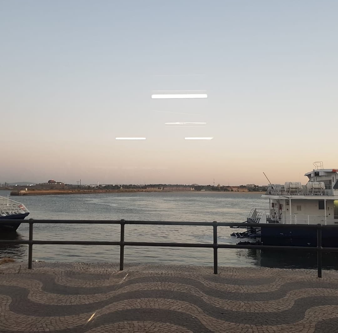 Le port Terminal Roddo- Ferro - Fluvial do Barreiro ferry pour traverser le Tage